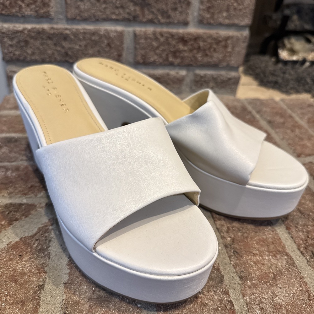 Marc Fisher LTD Forina White Leather Platform Slide Sandals Mules Women 10M #508
